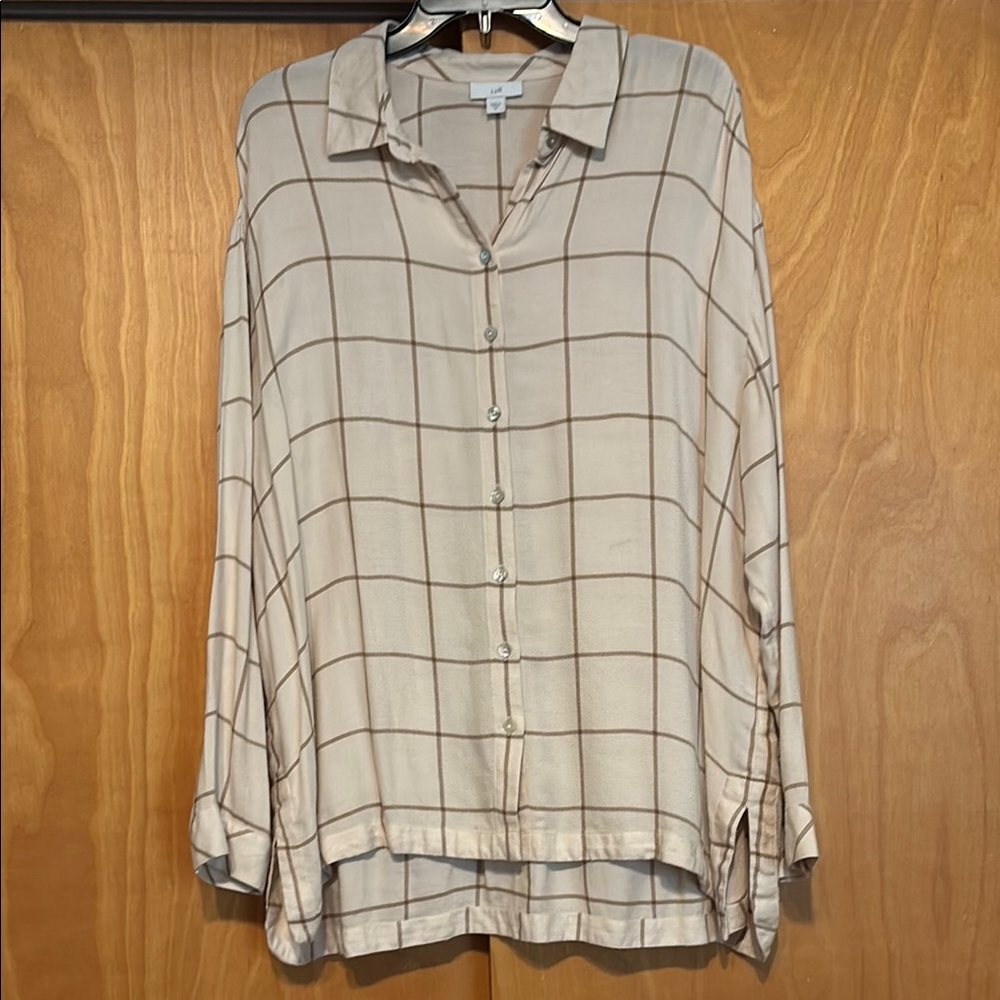 J. Jill Cream/Tan Long Sleeve Boxy Button Down Shirt